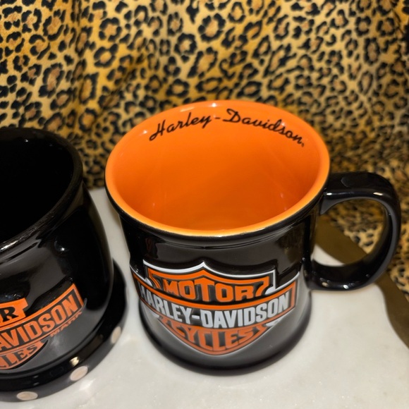 Harley-Davidson Black and Orange Mug Duo HIS & HERS - Picture 2 of 5